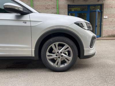 Volkswagen T-Cross 1.0 TSI 115CV R-LINE NUOVA DA IMM. PRONTA CONSEGNA Argento usata Venezia