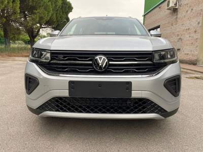 Volkswagen T-Cross 1.0 TSI 115CV R-LINE NUOVA DA IMM. PRONTA CONSEGNA Argento usata Venezia
