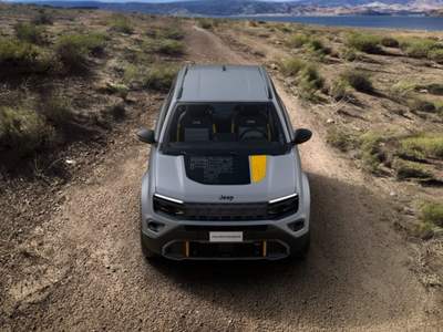 Jeep Avenger 1.2 Turbo MHEV 4xe The North Face Grigio usata MODENA