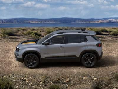Jeep Avenger 1.2 Turbo MHEV 4xe The North Face Grigio usata MODENA