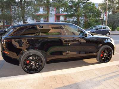 Land Rover Range Rover Velar 2.0D  240 CV R-Dynamic Nero usata Putignano