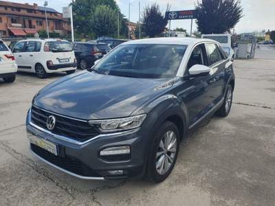 Volkswagen T-Roc 1.0 TSI 115 CV Style BlueMotion Technology Grigio usata Savigliano Volkswagen T-Roc 1.0 TSI 115 CV Style BlueMotion Technology Grigio usata Savigliano