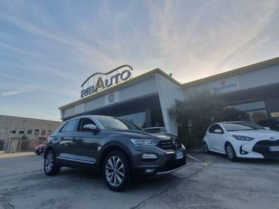 Volkswagen T-Roc 1.0 TSI 115 CV Style BlueMotion Technology Grigio usata Savigliano