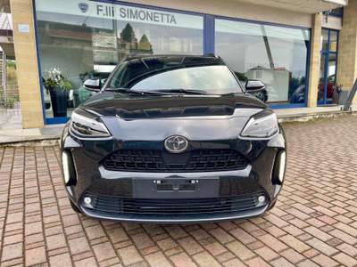 Toyota Yaris Cross 1.5 Hybrid 130 CV 5p.E-CVT Trend - KM0 Nero usata Cadrezzate con Osmate