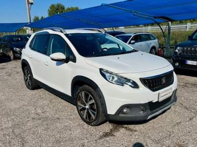 Peugeot 2008 BlueHDi 100 Active Bianco usata Roburent