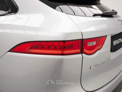 Jaguar F-Pace F-Pace 3.0 D V6 300 Cv Awd Aut. R-Sport Argento usata Cassola