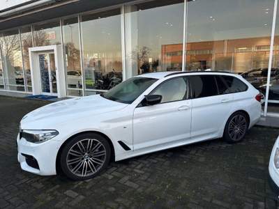 BMW Serie 5 530d d 249CV Touring Msport Bianco usata Magenta