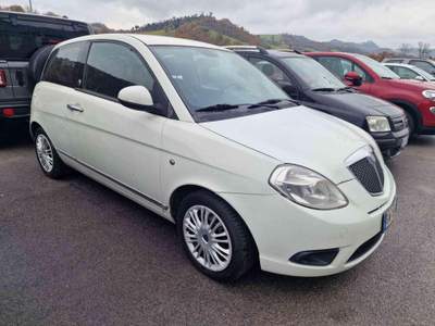 Lancia Ypsilon 1.4 Platino Ecochic GPL OK NEOPATENTATO Bianco usata Sant'Angelo in vado