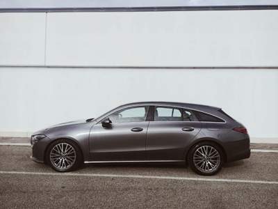 Mercedes-Benz CLA d Automatic Shooting Brake Grigio usata Capodimonte