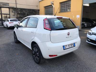 Fiat Punto 1.4 8V 5 porte Natural Power Street Bianco usata San Lazzaro di Savena