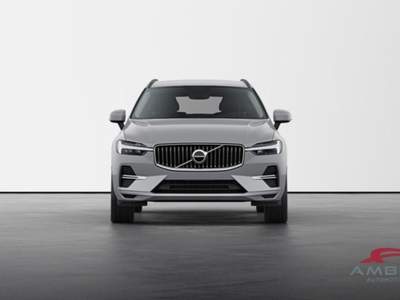 Volvo XC60 B5 AWD Mild hybrid Benzina Core - AUTOCARRO Grigio usata Corciano