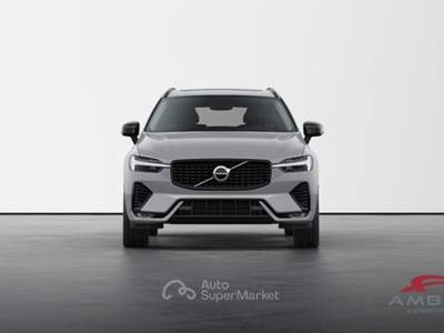 Volvo XC60 B5 AWD Mild hybrid Benzina Ultra Dark - AUTOCARRO Grigio usata Corciano