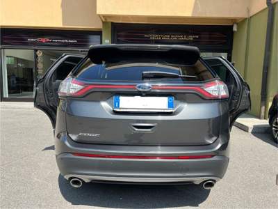 Ford Edge 2.0 TDCI 210 CV AWD Start&Stop Powershift Titanium Grigio usata Cantù