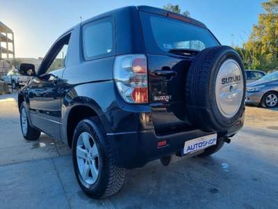 Suzuki Grand Vitara 1.9 DDiS 3 porte Nero usata Sassari