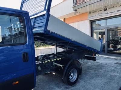 Iveco Daily 35C14 2.3 DOPPIA CABINA RIBALTABILE BLU Blu/Azzurro usata Isernia