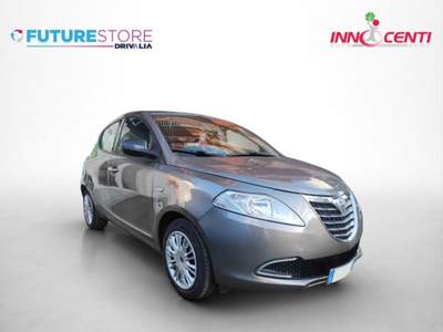 Lancia Ypsilon 1.2 69 CV 5 porte GPL Ecochic Silver Grigio usata AVERSA