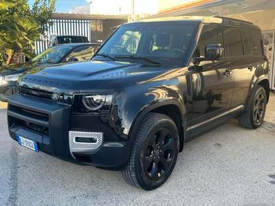 Land Rover Defender 110 3.0D I6 200 CV AWD Auto SE Nero usata Alcamo