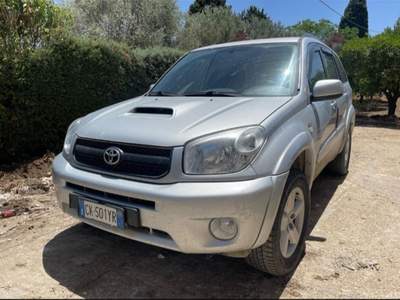 Toyota RAV4 . Argento usata Pietraperzia