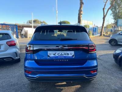 Volkswagen T-Cross 1.0 TSI 110 CV R-Line Blu/Azzurro usata Roma