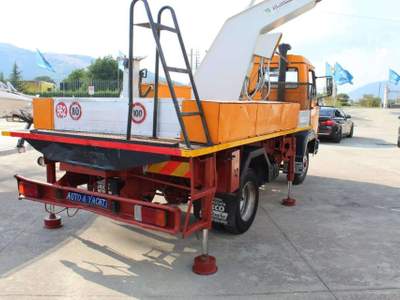 Iveco Zeta 79.14 Cestello Altezza 14 Mt Arancione usata Padula