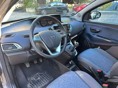 Lancia Ypsilon 1.0 FireFly 5 porte S&S Hybrid Gold *PREZZO PROMO* Grigio usata Cinisello Balsamo