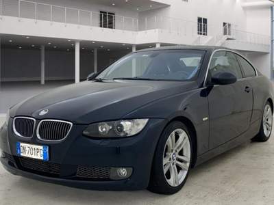 BMW Serie 3 325td d Coupe Msport auto Blu/Azzurro usata Pescara