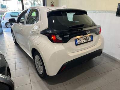 Toyota Yaris 1.0 5 porte 14.900 Bianco usata Messina