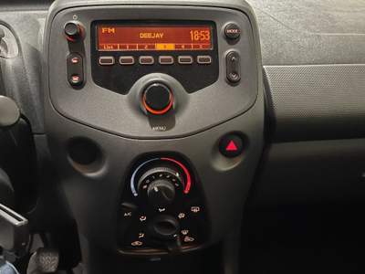 Toyota Aygo Connect 1.0 72CV 5p x-business 11.900 Grigio usata Messina