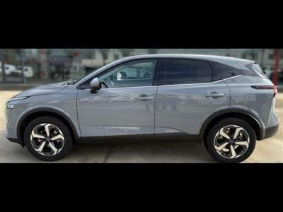 Nissan Qashqai 1.3 mhev N Connecta 2wd 140cv Grigio usata Taranto