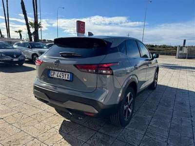 Nissan Qashqai 1.3 mhev N Connecta 2wd 140cv Grigio usata Taranto