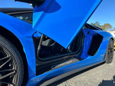 Lamborghini Aventador veicolo nuovo Blu/Azzurro usata Roma
