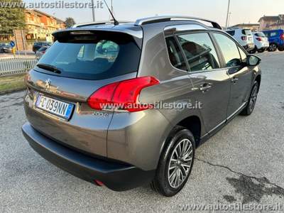 Peugeot 2008 1.2 82CV Active NEOPATENTATI! Grigio usata Castagnito