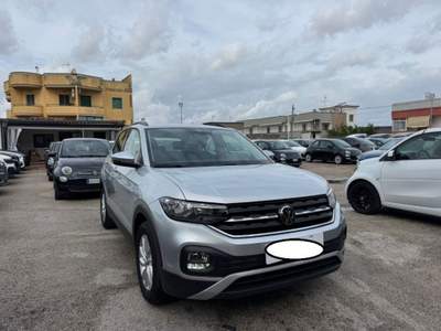 Volkswagen T-Cross 1.0 TSI 110 CV DSG Advanced Argento usata Cassino Volkswagen T-Cross 1.0 TSI 110 CV DSG Advanced Argento usata Cassino