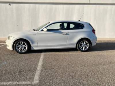 BMW Serie 1 118d d cat 3 porte Attiva DPF Bianco usata Capodimonte
