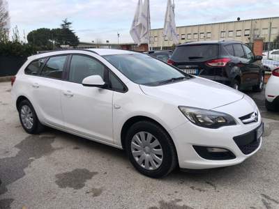 Opel Astra 1.7 CDTI 110CV Sports Tourer Business Autocarro Bianco usata San Lazzaro di Savena