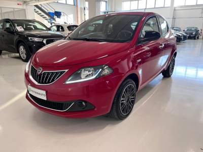 Lancia Ypsilon 1.0 FireFly 5p S&S Hybrid Gold Rosso usata Massanzago