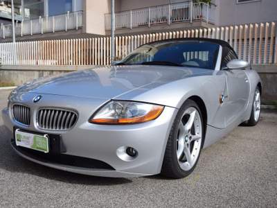 BMW Z4 3.0i cat Roadster Grigio usata Putignano