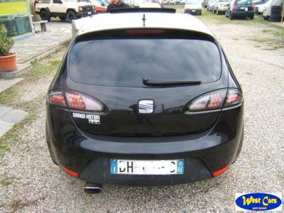 Seat Leon 2.0 TSI DSG FR usata Vigevano
