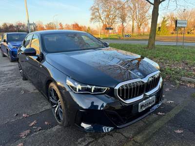 BMW Serie 5 520d d 48V sDrive Msport Blu/Azzurro usata Magenta