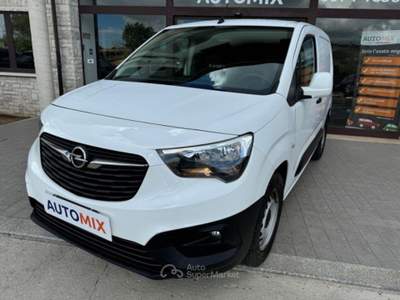 Opel Combo 1.6 Diesel 75cv L1 1000 Kg Mt5 Bianco usata Campobasso