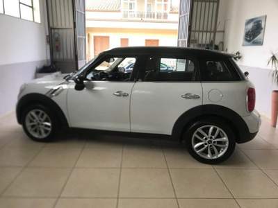 MINI Cooper Mini Cooper D Countryman Bianco usata Nicosia
