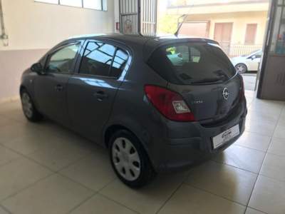 Opel Corsa 1.2 85CV 5 porte GPL-TECH Club Grigio usata Nicosia
