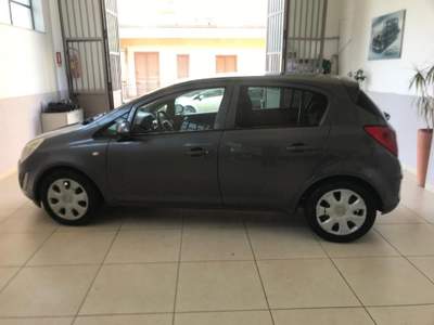 Opel Corsa 1.2 85CV 5 porte GPL-TECH Club Grigio usata Nicosia