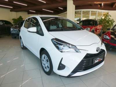 Toyota Yaris 1.0 Comfort 72 Cv 5p. my18 - OK NEOPATENTATI Bianco usata Boves
