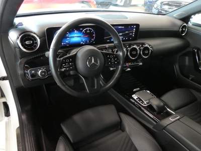 Mercedes-Benz Classe A d 116 Cv Automatic Sport - LED, Schermo XL, Camera Bianco usata Boves