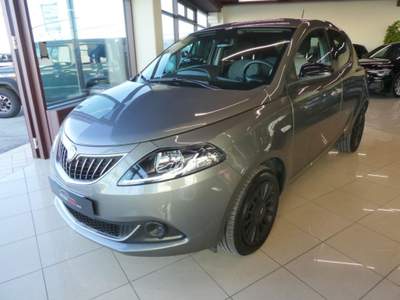 Lancia Ypsilon 1.0 hybrid 70 Cv Silver Plus - OK NEOPATENTATI Grigio usata Boves
