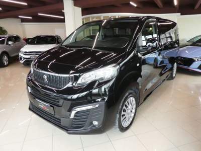 Peugeot Traveller 2.0 HDi 177 Cv Autom 9 Posti - Navi, Pelle, Cruise Nero usata Boves