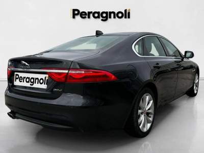 Jaguar XE 2.0 D 180 CV aut. Prestige Grigio usata Monteriggioni