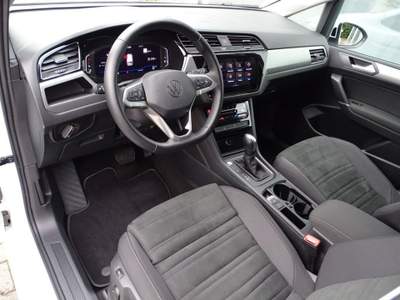 Volkswagen Touran 2.0 TDI 150 CV SCR DSG Business BlueMotion Technol Bianco usata Castelnuovo Rangone
