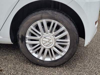 Volkswagen up! 1.0 5p. EVO move up! BlueMotion Technology Bianco usata Monte di Procida